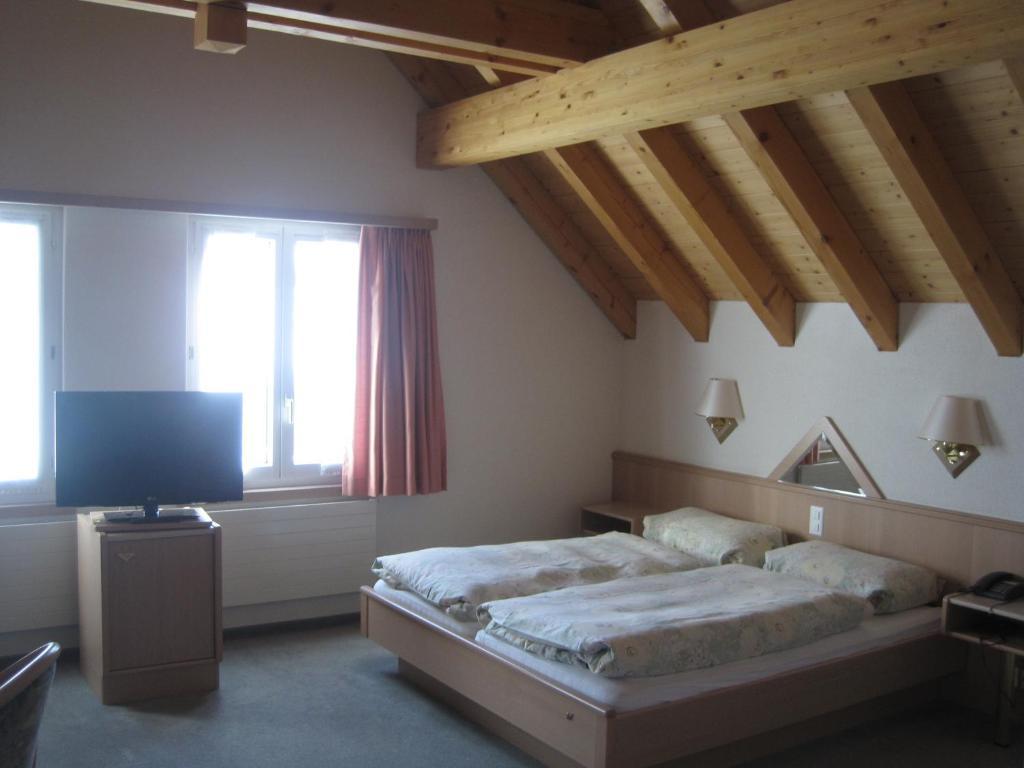 Realp Hotel Des Alpes חדר תמונה