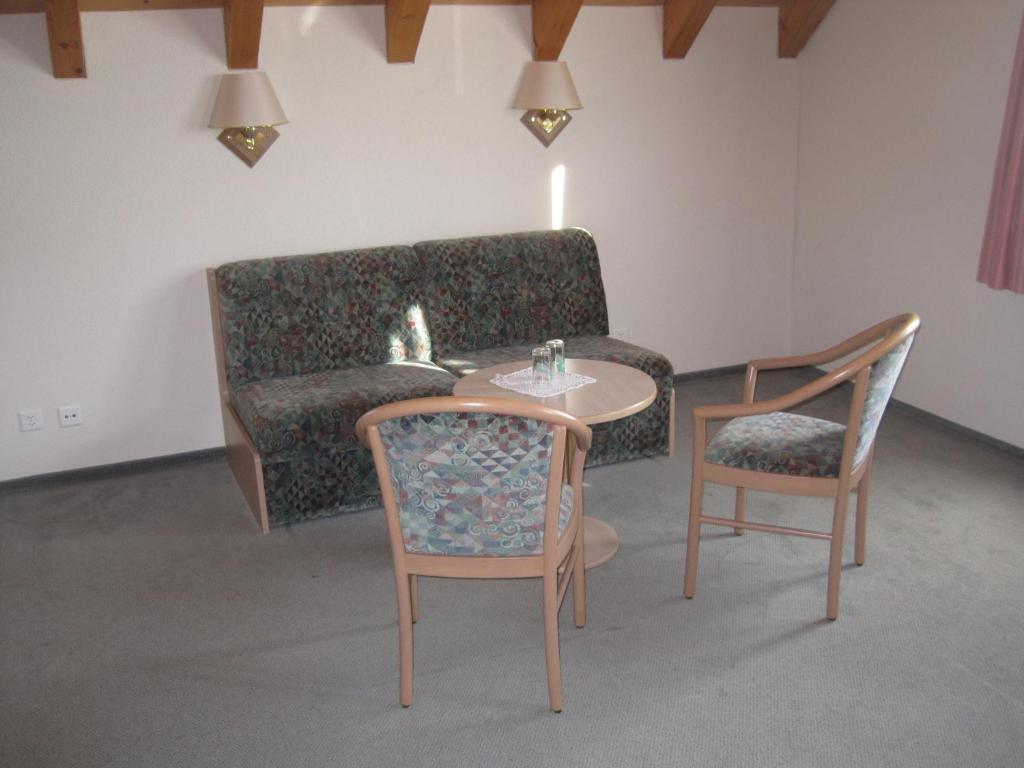 Realp Hotel Des Alpes חדר תמונה