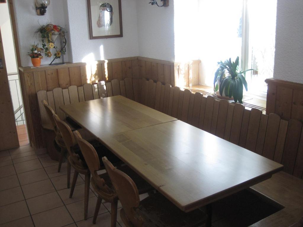 Realp Hotel Des Alpes מראה חיצוני תמונה